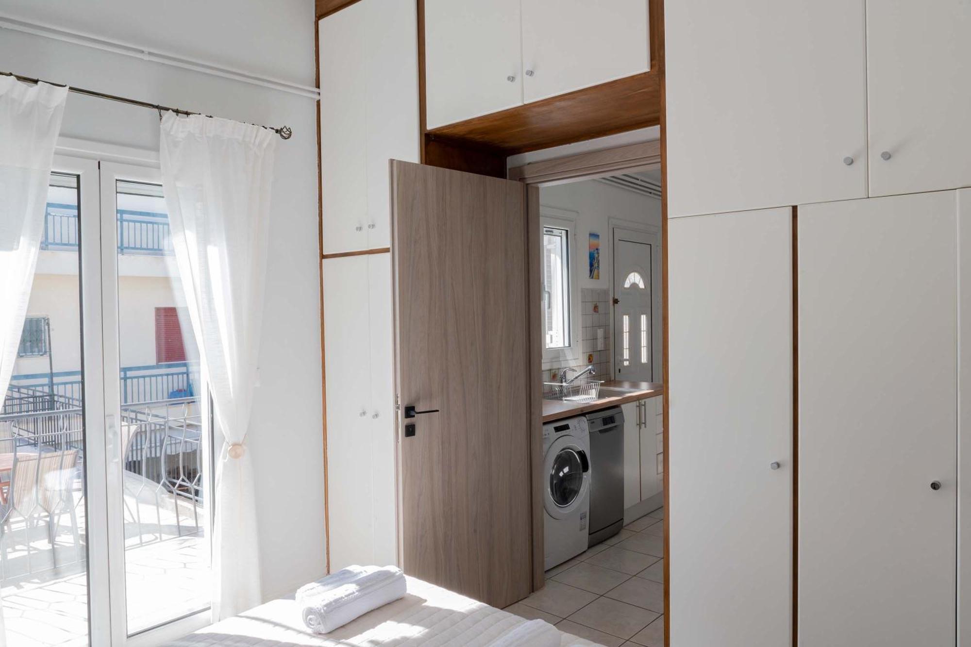 Cozy Greek Apartment *