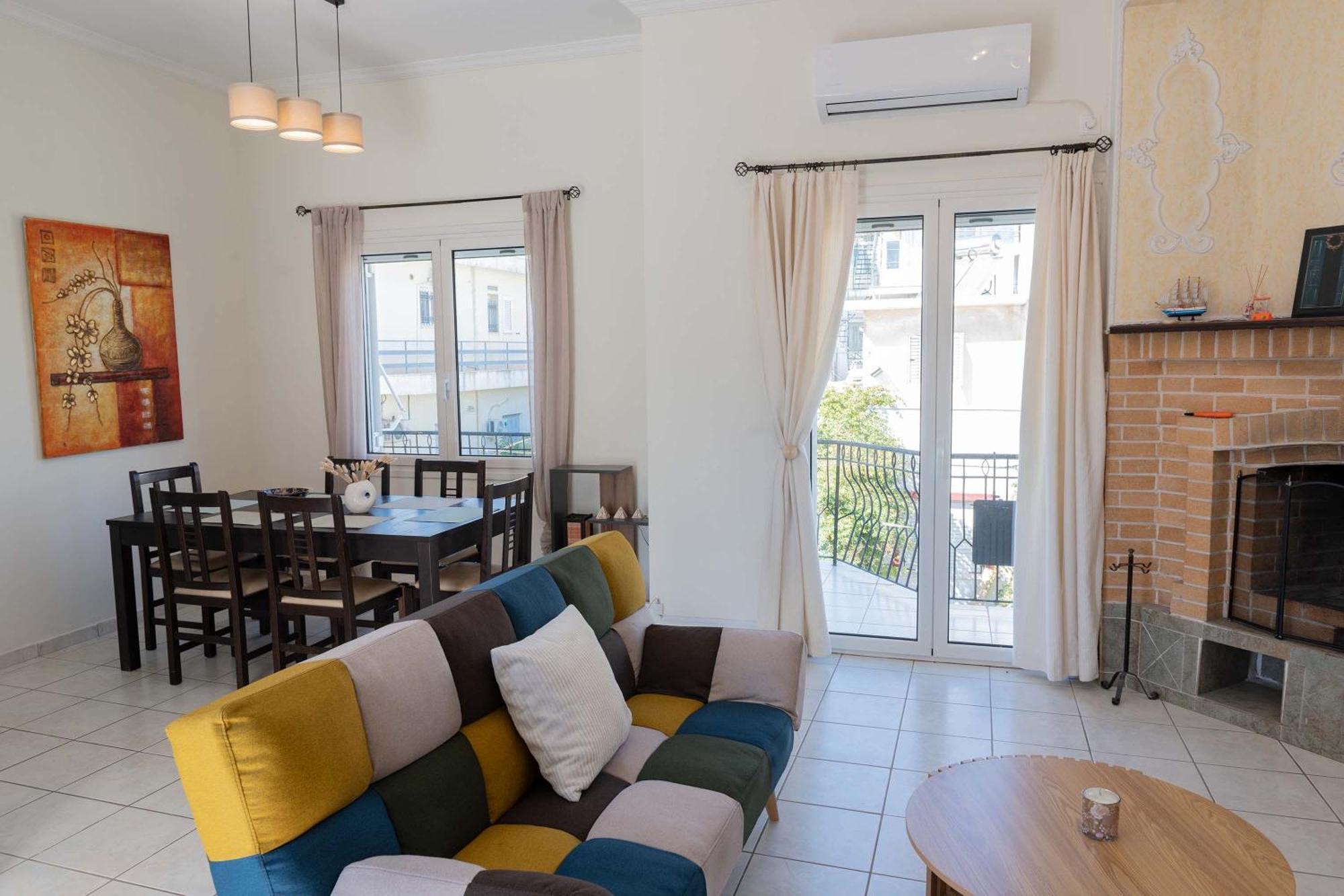 Cozy Greek *