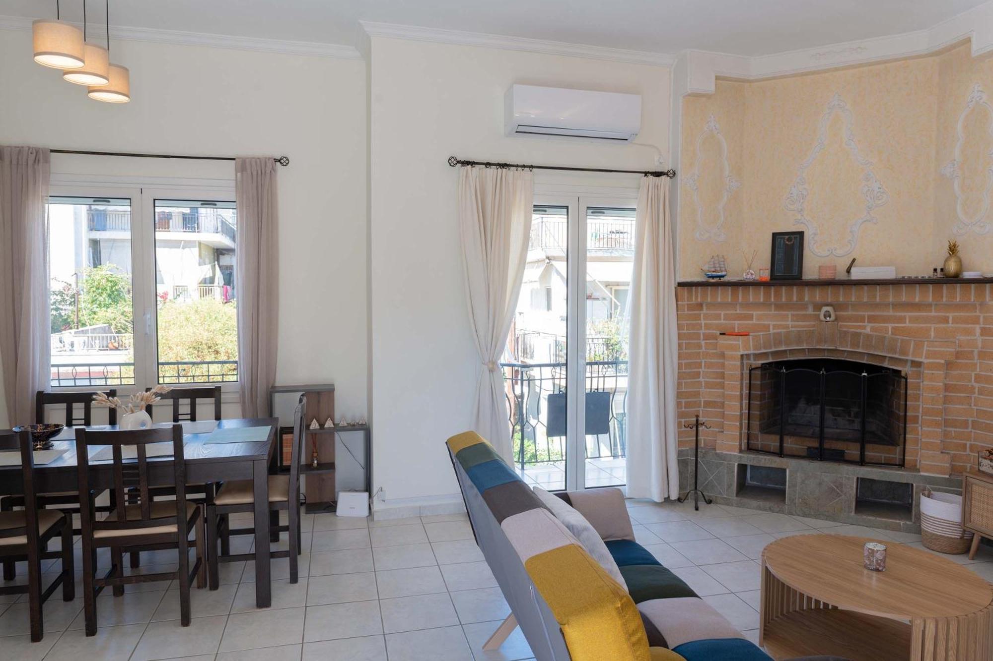 Cozy Greek
